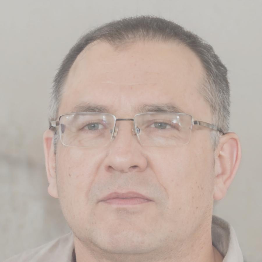 Portrait de Timothé Valdez, formateur senior en gestion financière